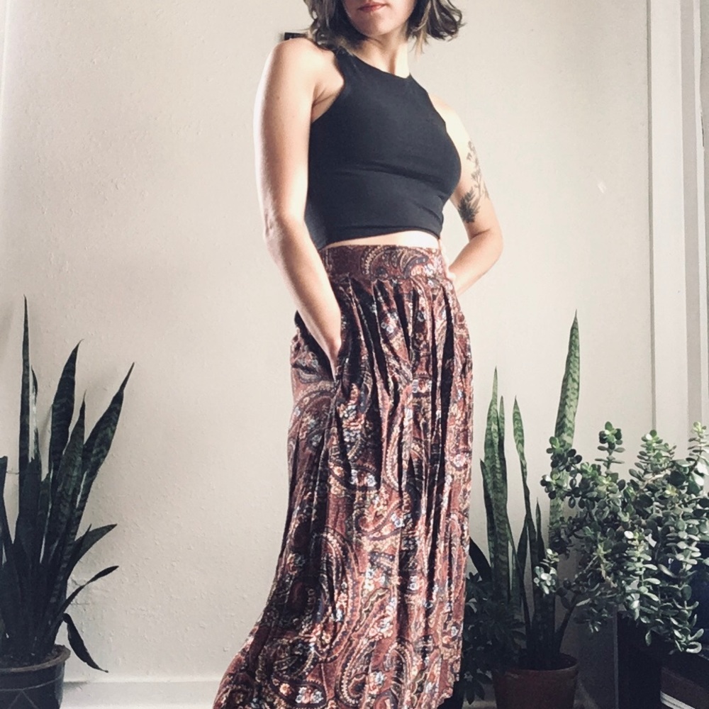 Vintage paisley midi skirt